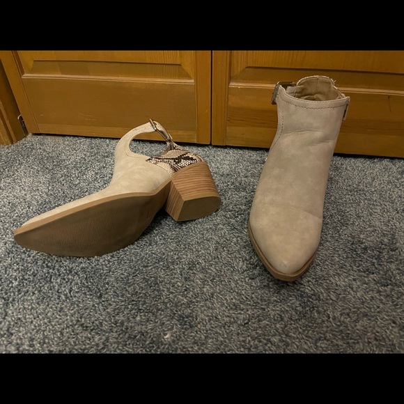 Snake skin and suede bootie with cut out - Picture 3 of 5